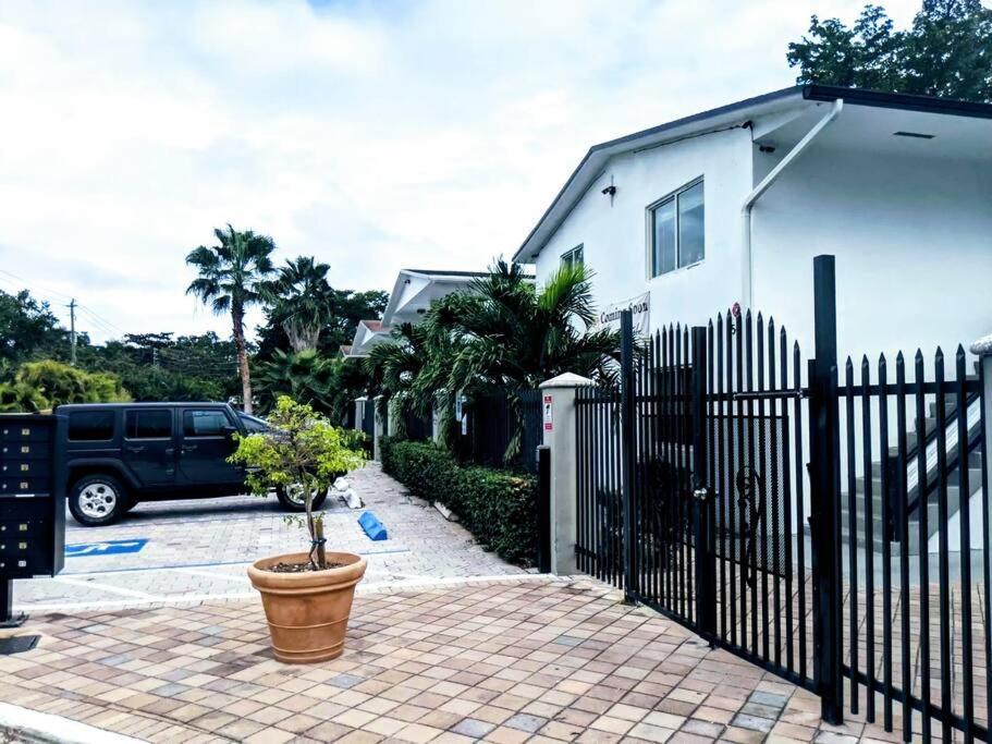 A2 - Endless Summer Vacation Rentals - 3 Bedroom Apartment Close To Casino Fort Lauderdale Exterior foto